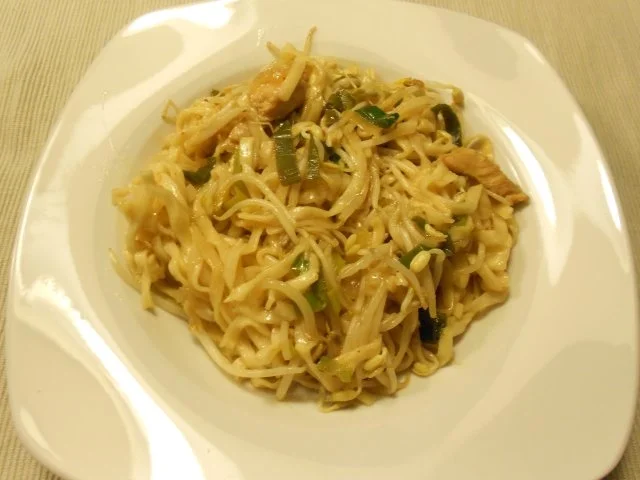 Rezept: Pad Thai Gai (warmer) thailändischer Nudelsalat mit Huhn Bild Nr. 25 Pad Thai Gai (warmer) thailändischer Nudelsalat mit Huhn - Rezept - Bild Nr. 25