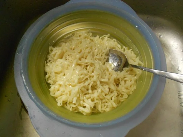 Rezept: Pad Thai Gai (warmer) thailändischer Nudelsalat mit Huhn Bild Nr. 7 Pad Thai Gai (warmer) thailändischer Nudelsalat mit Huhn - Rezept - Bild Nr. 7