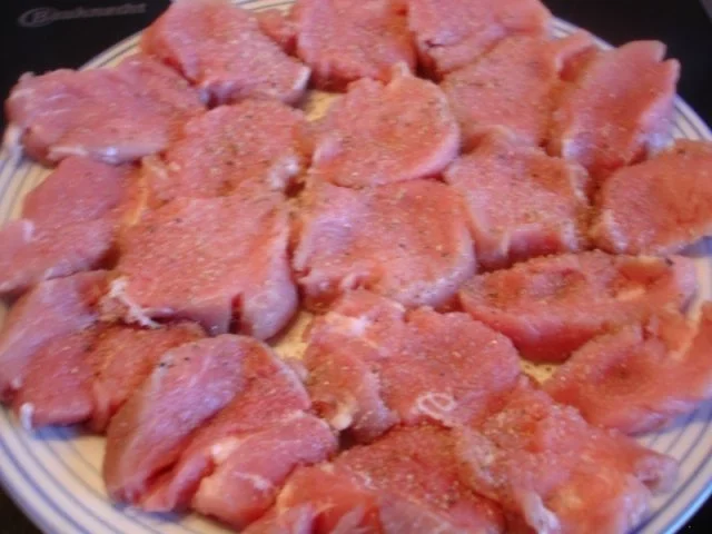 Rezept: Minischnitzel Bild Nr. 4 Minischnitzel - Rezept - Bild Nr. 4