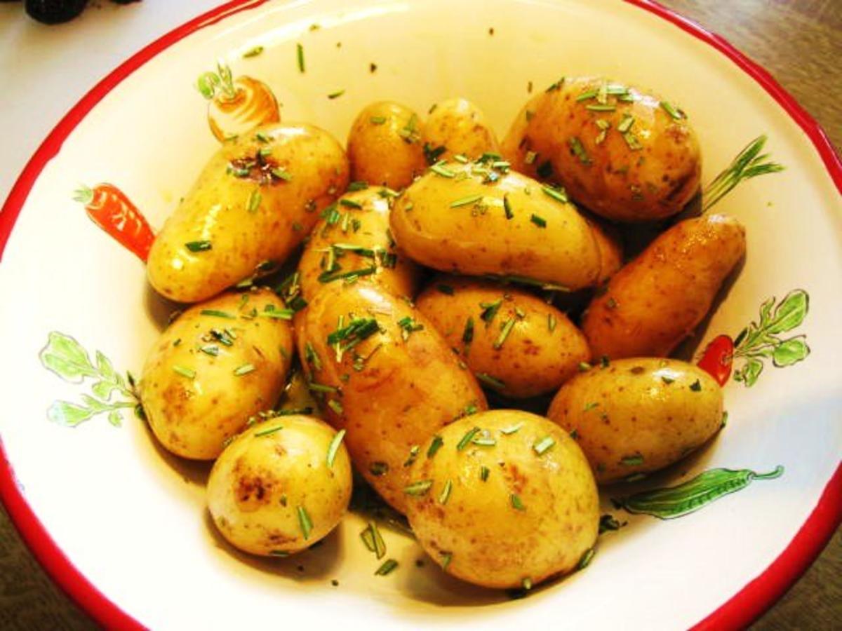 Rosmarin-Kartoffeln mit Tomaten ... - Rezept - Bild Nr. 4