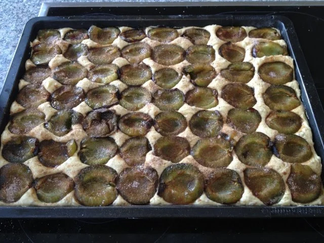 Rezept: Pflaumen-Baiserkuchen Bild Nr. 4 Pflaumen-Baiserkuchen - Rezept - Bild Nr. 4