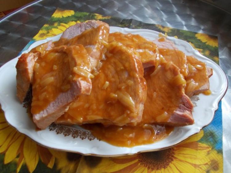 POLNISCHER SCHINKENBRATEN mit ZWIEBELSAUCE - Rezept - kochbar.de