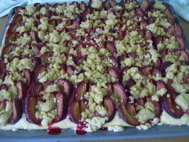 Rezept: Zwetschgen-Streuselkuchen Zwetschgen-Streuselkuchen - Rezept