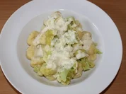 Blumenkohl in Käsesoße an Gnocchi - Rezept