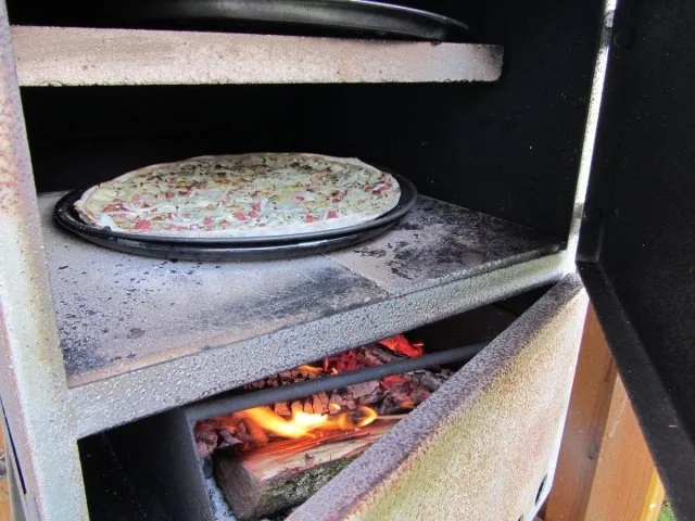 Rezept: Flammkuchen selbst gemacht.--Im eigenen Pizza -ofen... Bild Nr. 32 Flammkuchen selbst gemacht.--Im eigenen Pizza -ofen... - Rezept - Bild Nr. 32