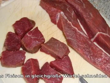 Rindergulasch mit Trockenobst - Rezept - Bild Nr. 2