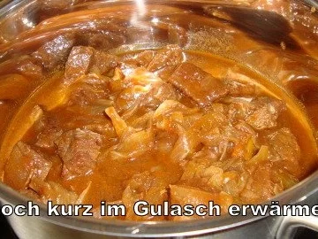 Rindergulasch mit Trockenobst - Rezept - Bild Nr. 11