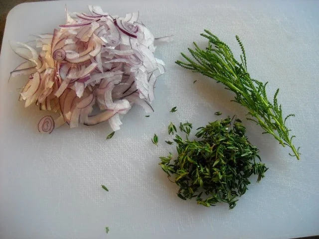 Rezept: Kürbis-Gnocchi in Zwiebel-Kräuter-Sauce Bild Nr. 4 Kürbis-Gnocchi in Zwiebel-Kräuter-Sauce - Rezept - Bild Nr. 4