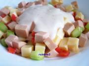 Salat: Bunter Käse-Wurst-Salat mit Dip - Rezept