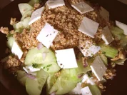 Gurkensalat mit Dattel-Nusspüree - Rezept