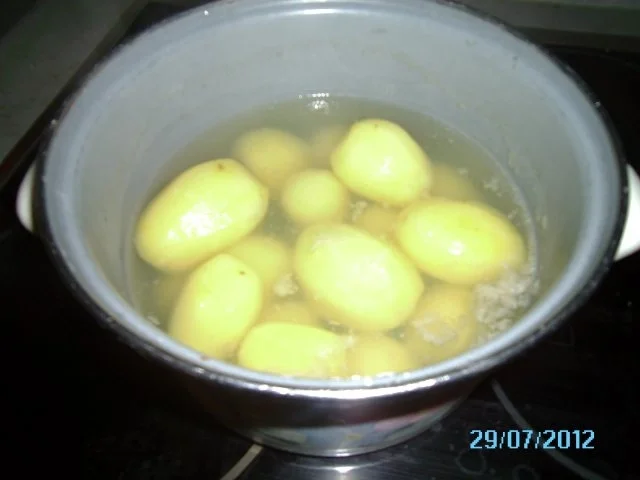 Rezept: Panierter Steinpilz mit Petersilkartoffeln Bild Nr. 4 Panierter Steinpilz mit Petersilkartoffeln - Rezept - Bild Nr. 4