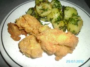 Panierter Steinpilz mit Petersilkartoffeln - Rezept