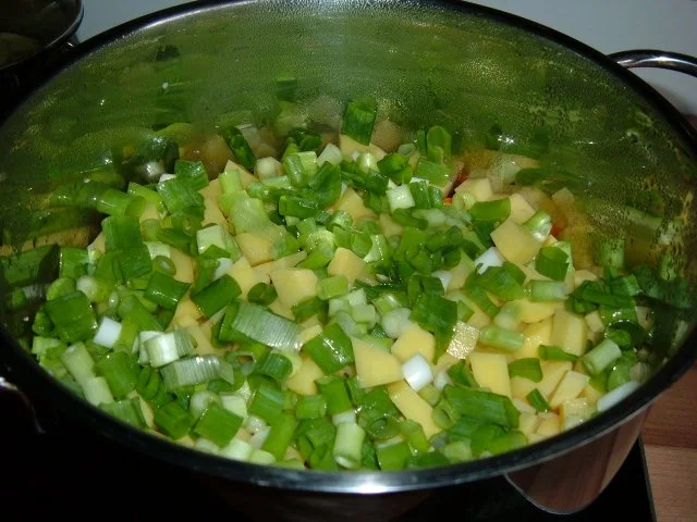 Rezept: Eintopf : Mit Bohnen - Möhren und Schweinchen Bild Nr. 3 Eintopf : Mit Bohnen - Möhren und Schweinchen - Rezept - Bild Nr. 3