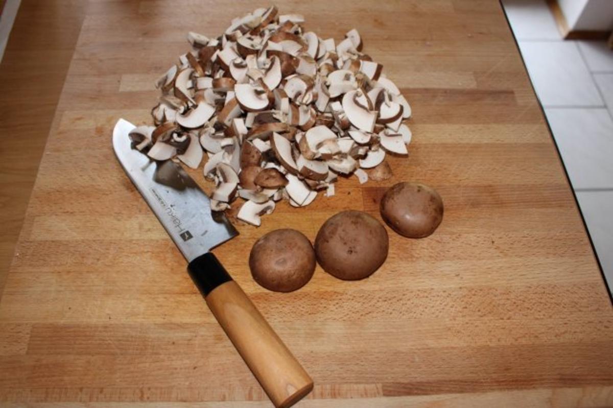 Hackbällchen in Champignon-Sahne-Soße mit Bandnudeln - Rezept - Bild Nr. 4