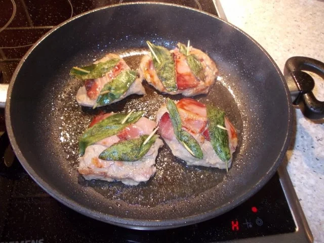 Rezept: Saltimbocca alla romana Bild Nr. 4 Saltimbocca alla romana - Rezept - Bild Nr. 4