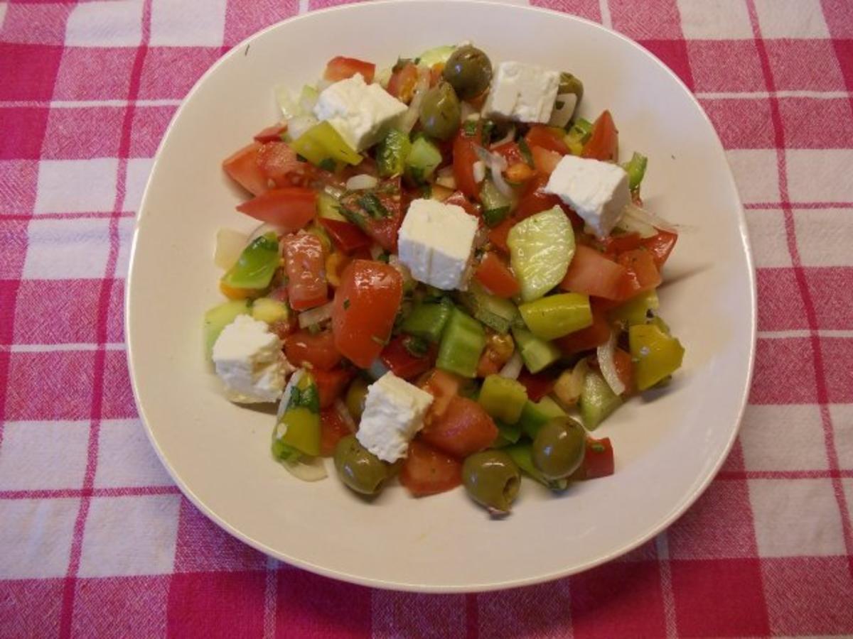 Griechischer Bauernsalat meine Art - Rezept - kochbar.de