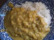 Curry mit Bananen und Reis - Rezept