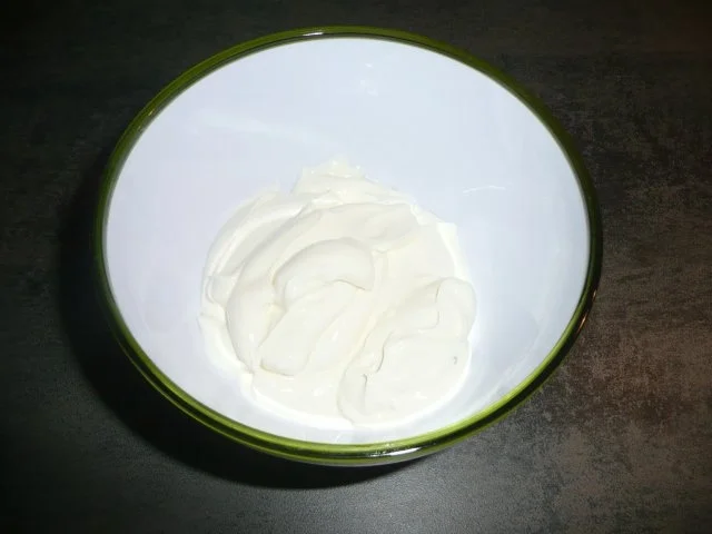 Rezept: Zitronenschmand Bild Nr. 2 Zitronenschmand - Rezept - Bild Nr. 2