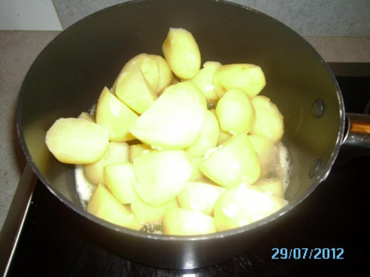 Panierte Eierschwammerln mit Petersilkartoffeln - Rezept - Bild Nr. 9