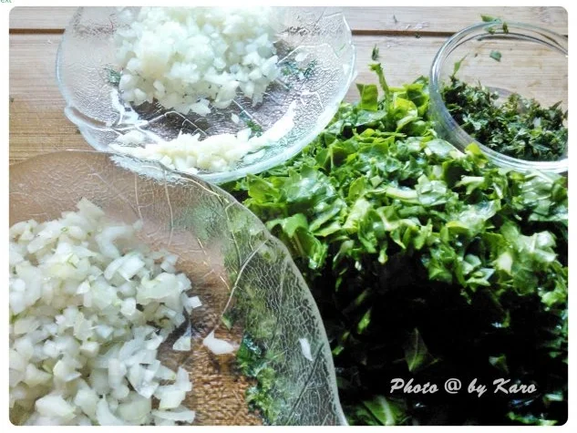 Mangold Kräuterrolle mit gebratenem Salbei und mariniertem Lamm Nacken - Rezept - Bild Nr. 4