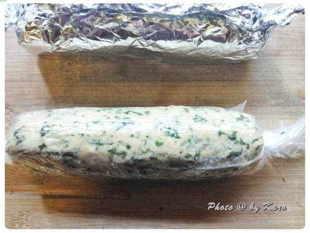 Mangold Kräuterrolle mit gebratenem Salbei und mariniertem Lamm Nacken - Rezept - Bild Nr. 8