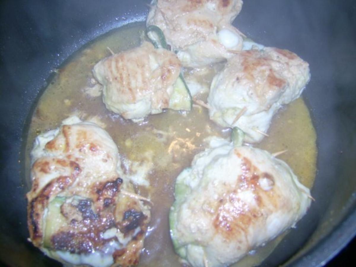 Hähnchenbrust mit Sahnesoße und Zucchini Rezepte