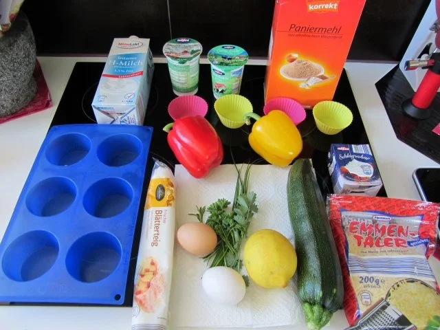 Rezept: Pikante - Hackfleisch – Muffins mit Creme - Fraiche Bild Nr. 2 Pikante - Hackfleisch – Muffins mit Creme - Fraiche - Rezept - Bild Nr. 2