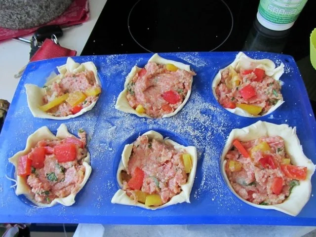 Rezept: Pikante - Hackfleisch – Muffins mit Creme - Fraiche Bild Nr. 20 Pikante - Hackfleisch – Muffins mit Creme - Fraiche - Rezept - Bild Nr. 20