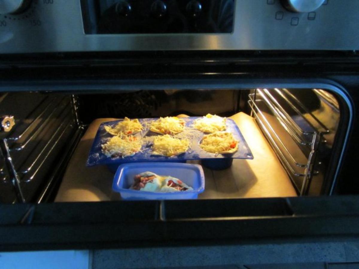 Pikante - Hackfleisch – Muffins mit Creme - Fraiche - Rezept - Bild Nr. 26