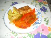 Putensteaks mit Paprikagemüse und - Rezept