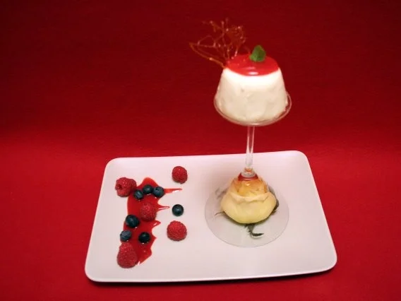 Panna Cotta mit Himbeersoße - Rezept