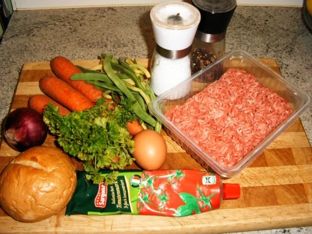 Rezept: Hackbraten gefüllt Bild Nr. 2 Hackbraten gefüllt - Rezept - Bild Nr. 2