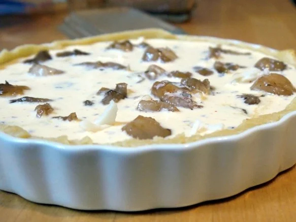 Ziegenkäsetarte mit karamellisiertem Knoblauch - Rezept - Bild Nr. 10