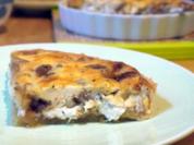 Rezept: Ziegenkäsetarte mit karamellisiertem Knoblauch Ziegenkäsetarte mit karamellisiertem Knoblauch - Rezept