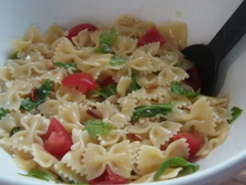 Farfalle Ruccola Salat - Rezept