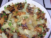 Huhn mit Champignons und Bambus - Rezept