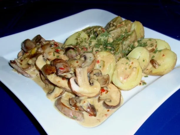 Scharfe Champignons mit Pellkartoffeln - Rezept - Bild Nr. 7