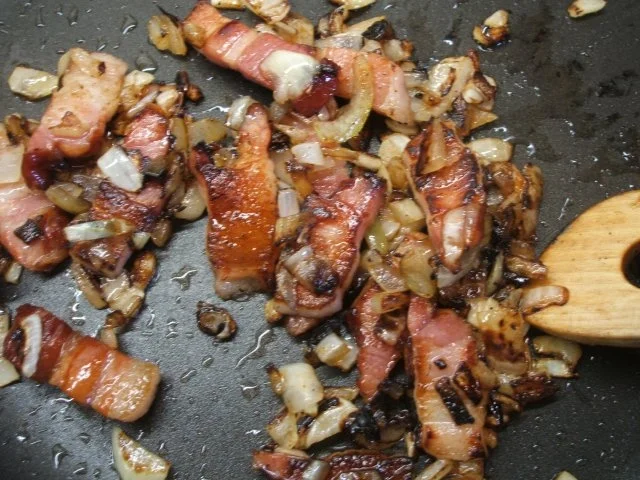 Rezept: Sülzen: Kleine Bauerschmaus-Sülzchen in Tomatengeleewürfeln Bild Nr. 5 Sülzen: Kleine Bauerschmaus-Sülzchen in Tomatengeleewürfeln - Rezept - Bild Nr. 5