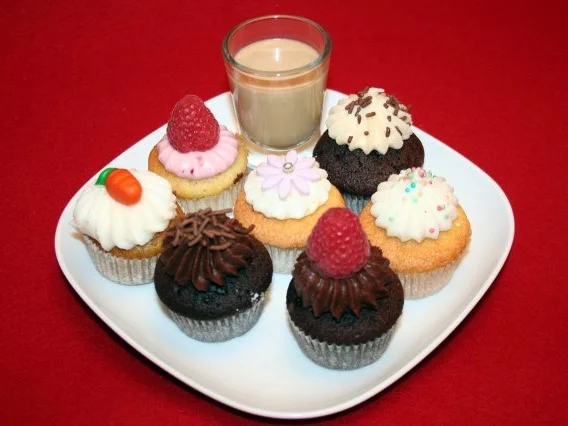 Rezept: Bunte Auswahl von Cupcakes Bunte Auswahl von Cupcakes - Rezept