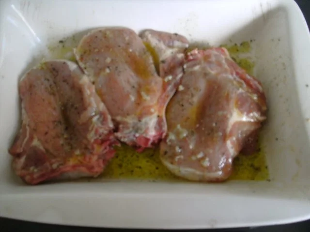 Marinierte Schweinekoteletts grillée mit - Rezept - Bild Nr. 5