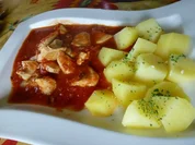 Hähnchenbrustfilet im Chili-Tomatensud - Rezept