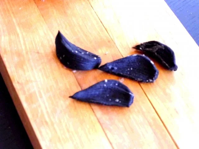 Himbeer-Huhn mit schwarzem Knoblauch - Rezept - Bild Nr. 3