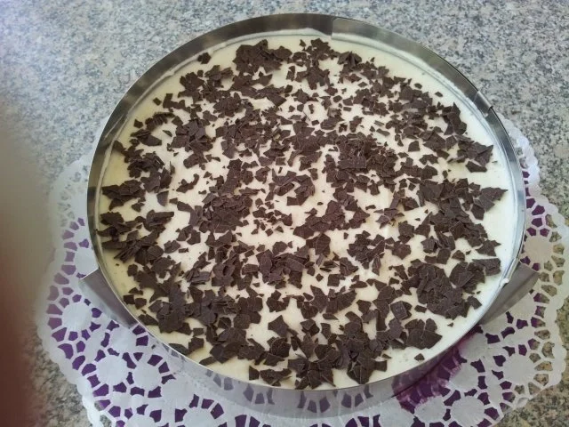 Rezept: Torte "Schwarzwälder Art" mit Blaubeeren Bild Nr. 5 Torte "Schwarzwälder Art" mit Blaubeeren - Rezept - Bild Nr. 5