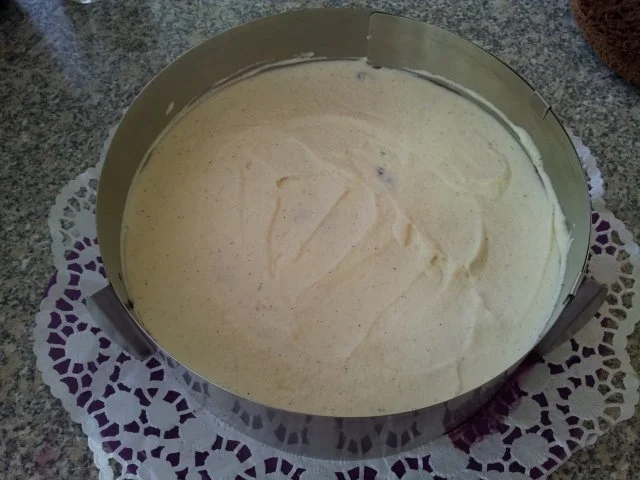 Rezept: Torte "Schwarzwälder Art" mit Blaubeeren Bild Nr. 8 Torte "Schwarzwälder Art" mit Blaubeeren - Rezept - Bild Nr. 8