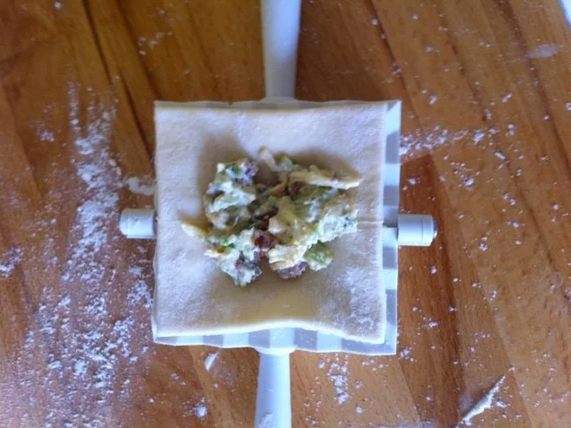 Rezept: Broccoli Täschchen Bild Nr. 6 Broccoli Täschchen - Rezept - Bild Nr. 6