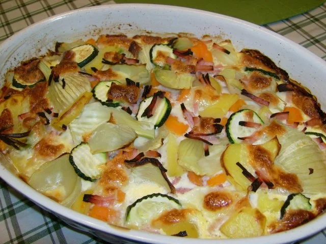 Rezept: Reste-Auflauf Reste-Auflauf - Rezept