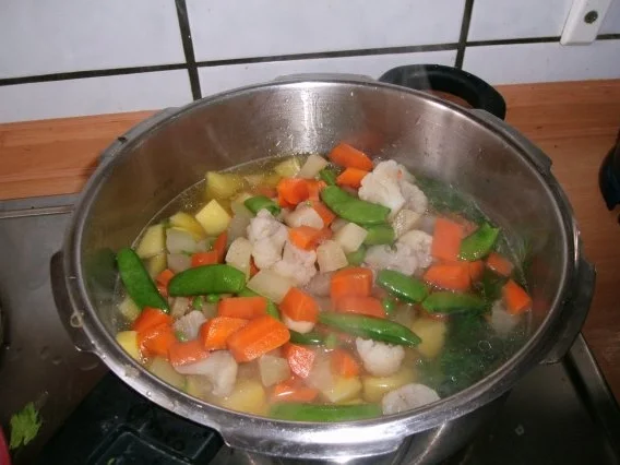 Kartoffel- Gemüse- Eintopf - Rezept - Bild Nr. 8