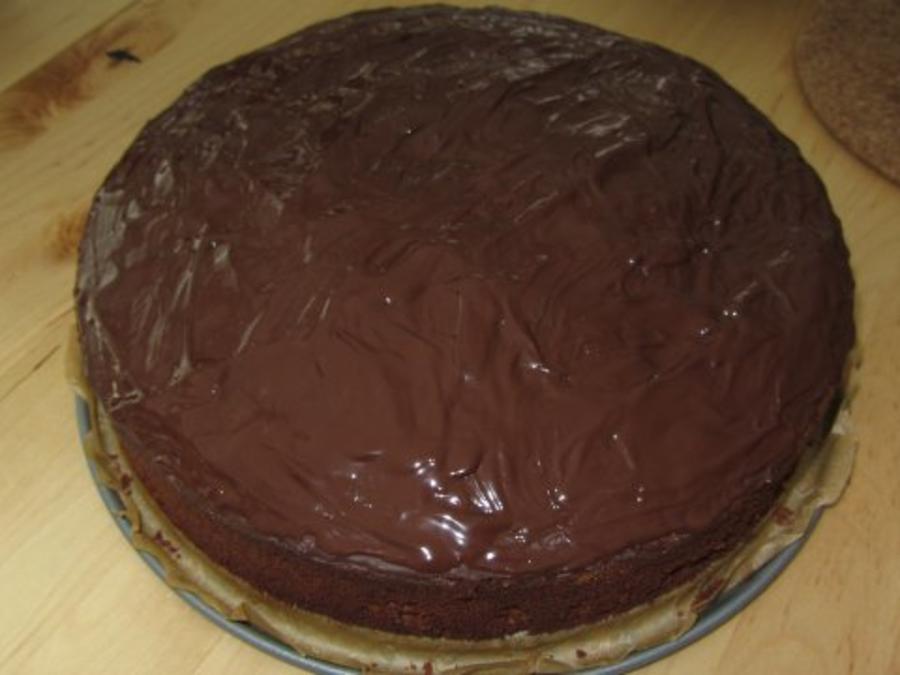 Saftiger Schokoladenkuchen - Rezept mit Bild - kochbar.de