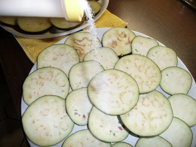 Rezept: Auberginenauflauf Bild Nr. 6 Auberginenauflauf - Rezept - Bild Nr. 6