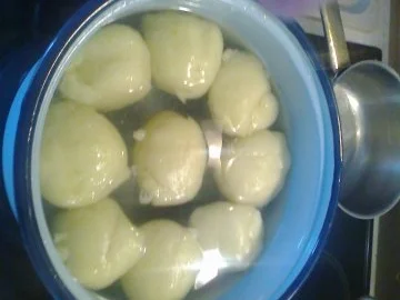 Rezept: Putenrollbraten mit Klößen und Mischgemüse Bild Nr. 12 Putenrollbraten mit Klößen und Mischgemüse - Rezept - Bild Nr. 12